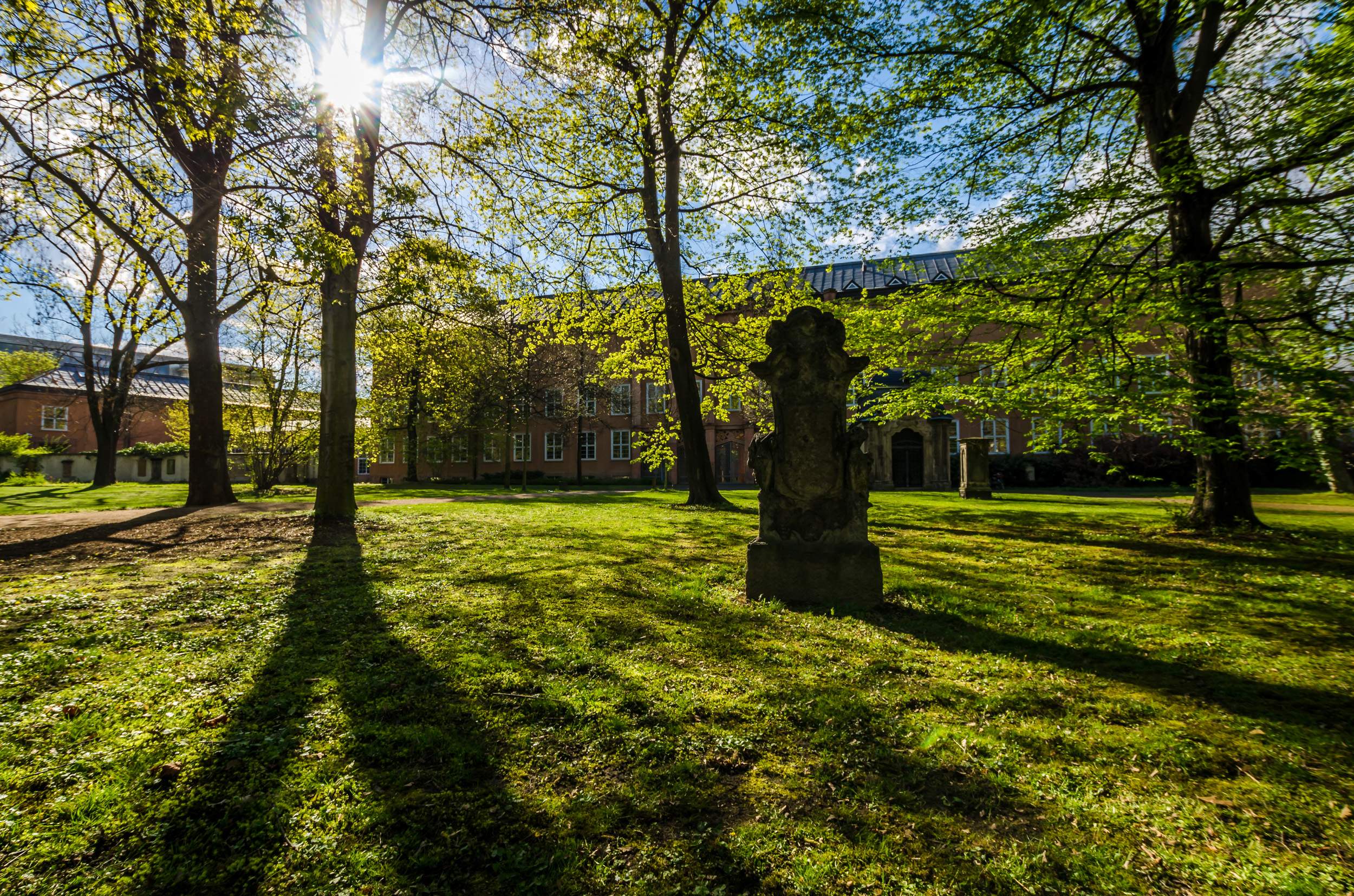 옛 성 요한 묘지(알터 요하니프리트호프)